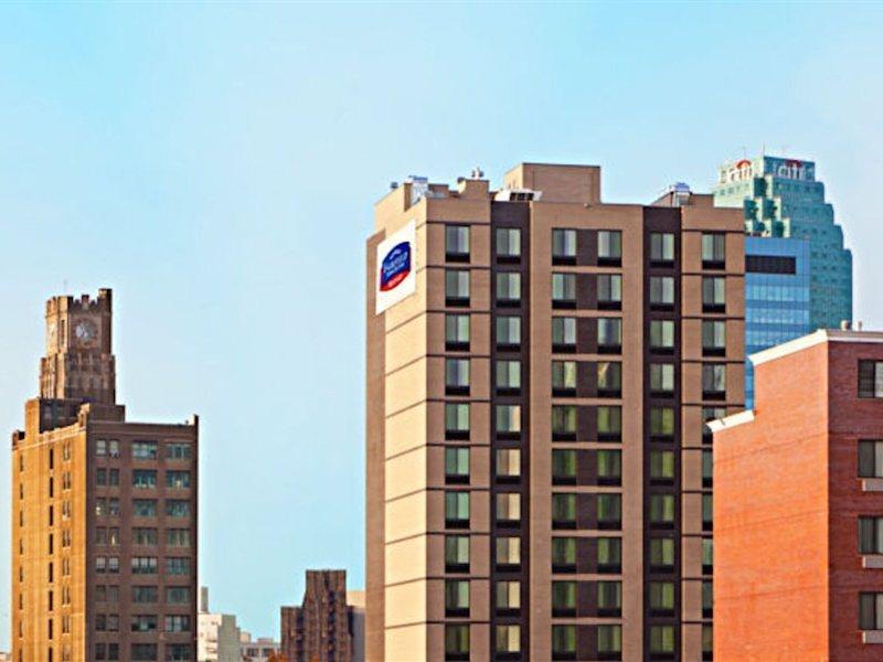 페어필드 인 앤 스위트 뉴욕 퀸즈/퀸즈버러 브리지 호텔 외부 사진